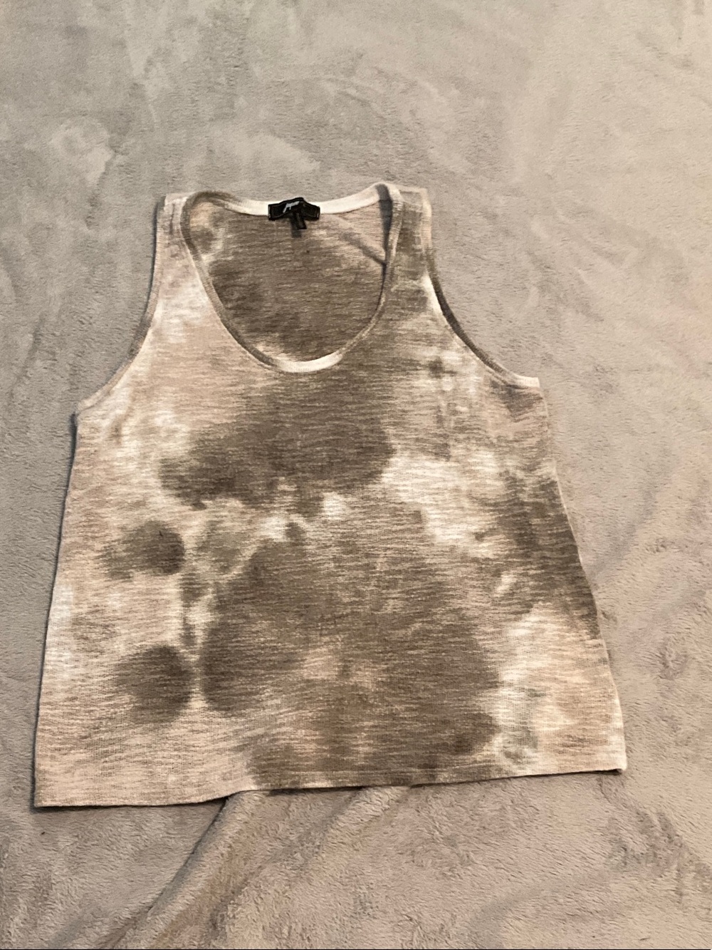 Women’s Tie-Dye Tank Top in Olive Green and Cream